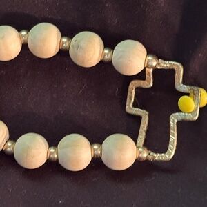 NEW PLUNDER Wooden-beaded, metal cross bracelet